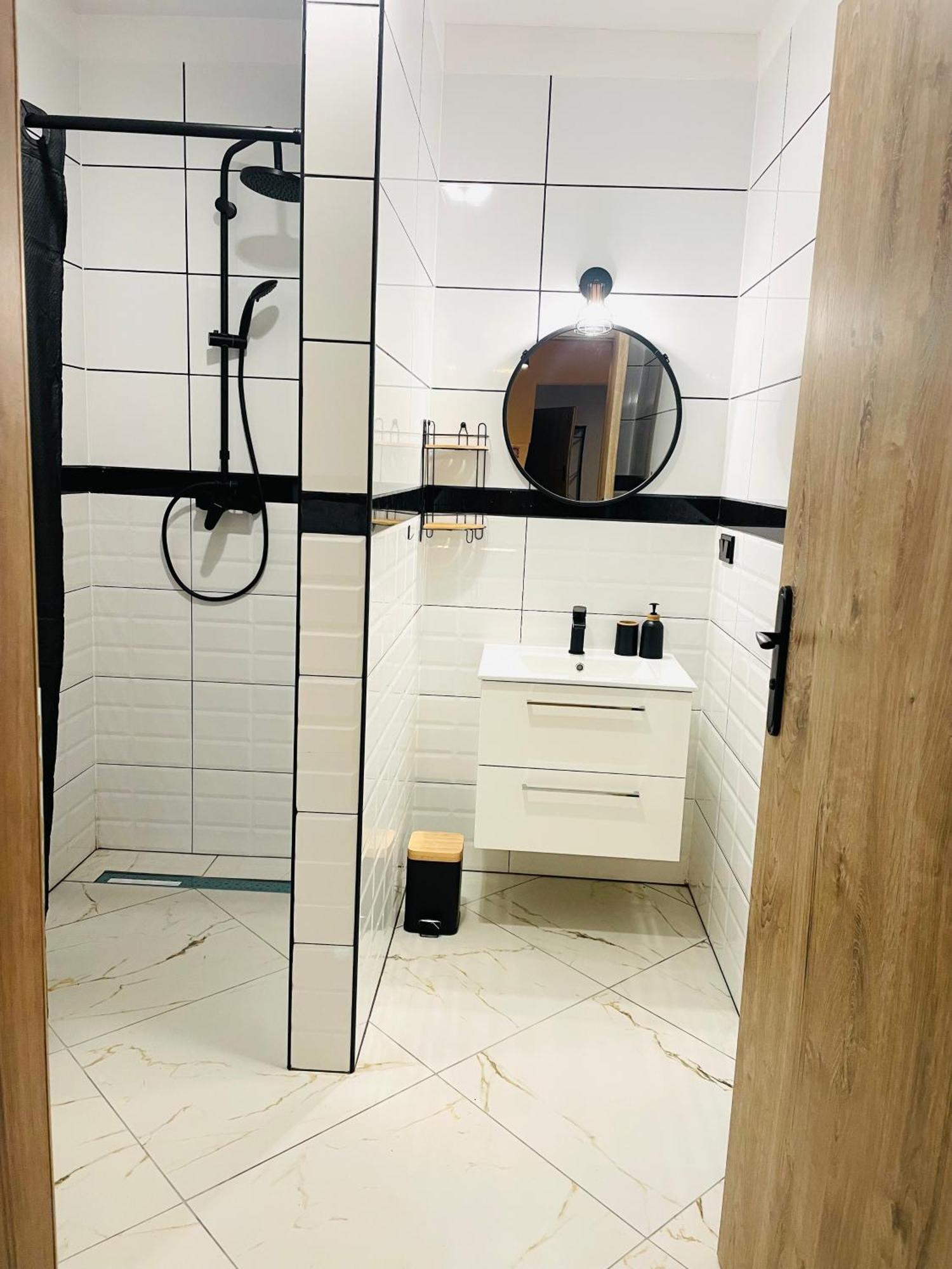 Gorska Cisza - Duzy, Komfortowy, Wyjatkowy Apartament Stronie Śląskie Buitenkant foto